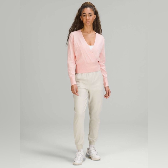 Lululemon Crossover Ribbed Waist
Sweater in Heathered Dew Pink - Picture 5 of 11